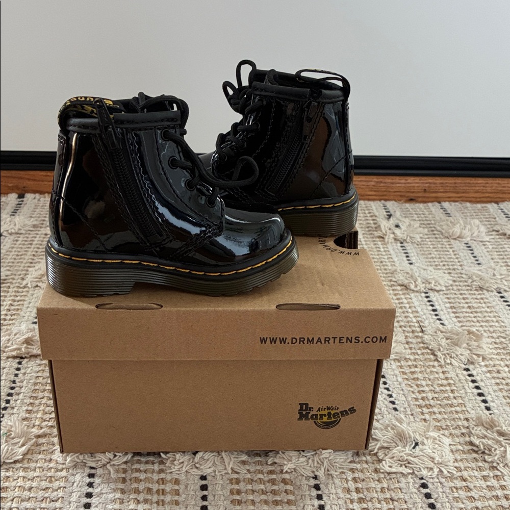 Dr. Martens Kids Glossy Black Boots